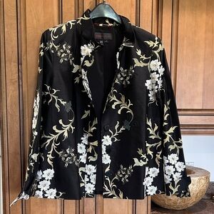 Black Floral-Embroidered Silk Jacket - Elegant Stand Collar